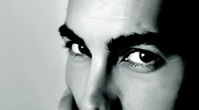 Nicolas Felizola – Master of sensual beauty Nicolas Felizola