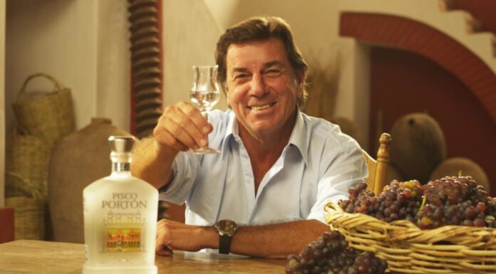 Portón Master Distiller, Johnny Schuler