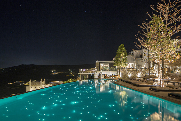 Relais & Châteaux - Myconian Utopia