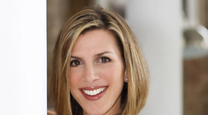 New York Times Best-Selling Author – Jennifer Gilbert Jen Gilbert