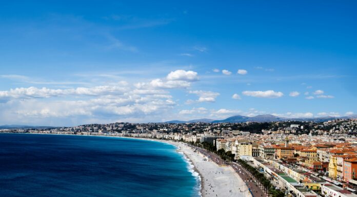 The Ultimate Guide To A Honeymoon on the French Riviera French Riviera. Photo by Arno Smit via unsplash