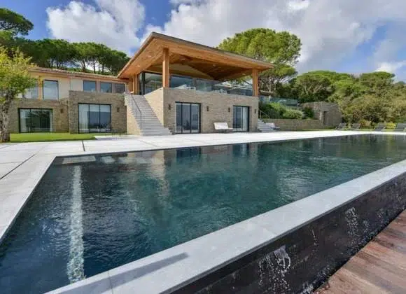 Villa Deep Blue, gorgeous rental villa available