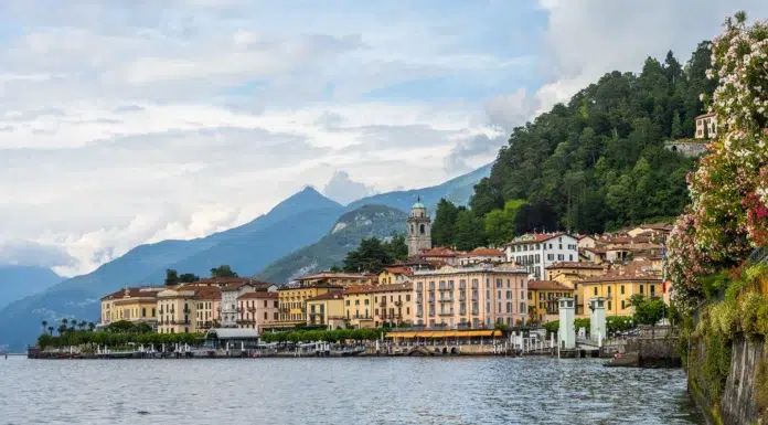 Top Reasons to Visit Lake Como Beautiful view of Lake Como from Bellagio. Photo courtesy of vecteezy