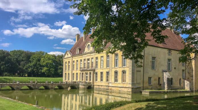 European Waterways – Luxury in the Details Chateau de Commarin