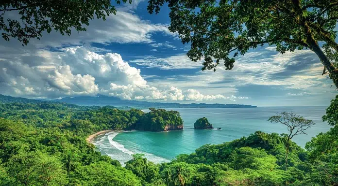 Luxury Beach Life in the Pacific, Costa Rica A beautiful mountain side with the sea in Costa Rica. Photo via vecteezy