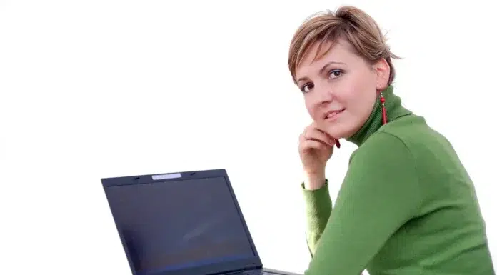 Finding Well-balanced Women on the Internet Business woman on the internet working