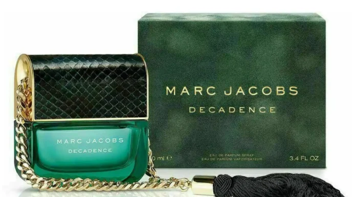 Top 10 Perfumes To Have Marc Jacobs Decadence fragrance