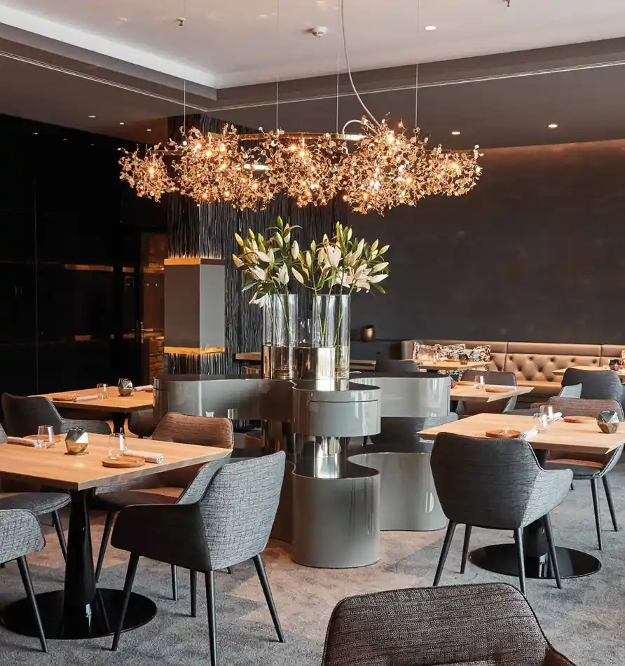 PUR Dining Room of Kempinski Hotel Berchtesgaden PUR Dining Room of Kempinski Hotel Berchtesgaden