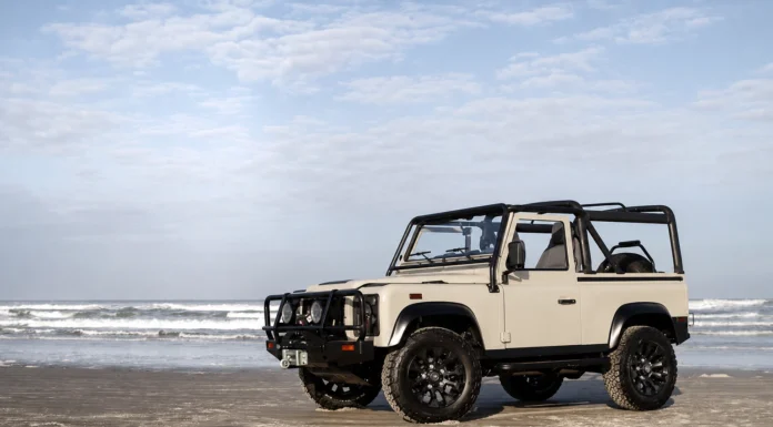 Inside Project Ranger, a V8 Defender 90 Built for Florida V8 Defender 90