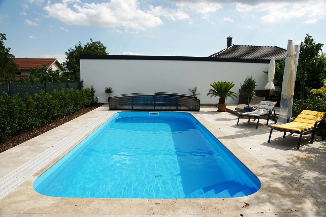 Luxury Pool by Poolhaus from Pixabay