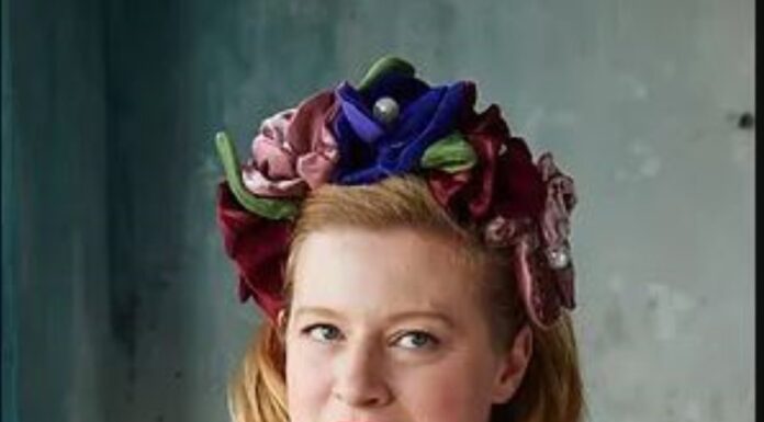 Flower Power, Hannah Read-Baldrey, The Queen of Couture Craft hannah read-baldry portrait