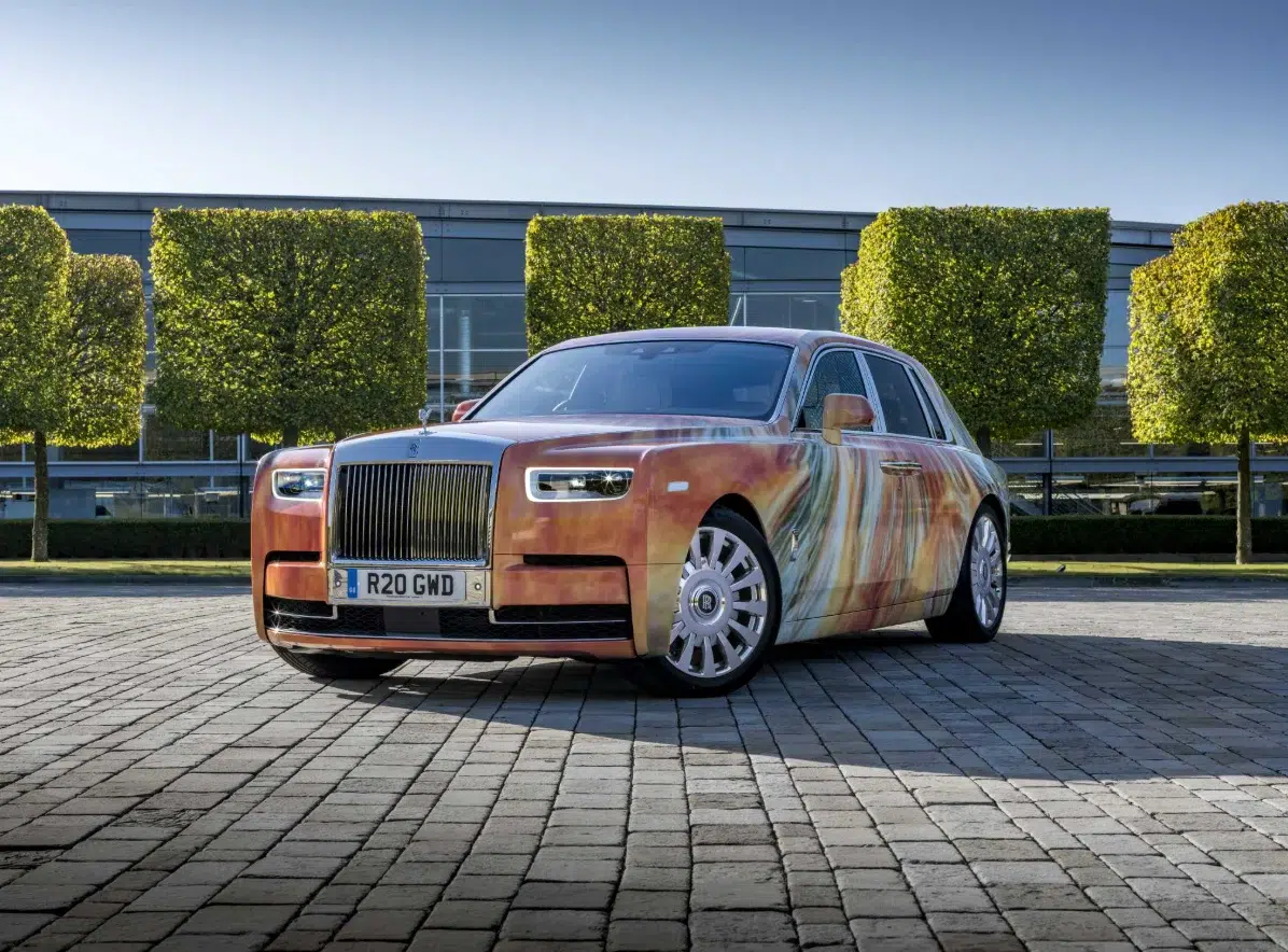 Over £1.7m raised at Rolls-Royce 'Dine on the Line' Over £1.7M Raised At Rolls-Royce Dine On The Line Event