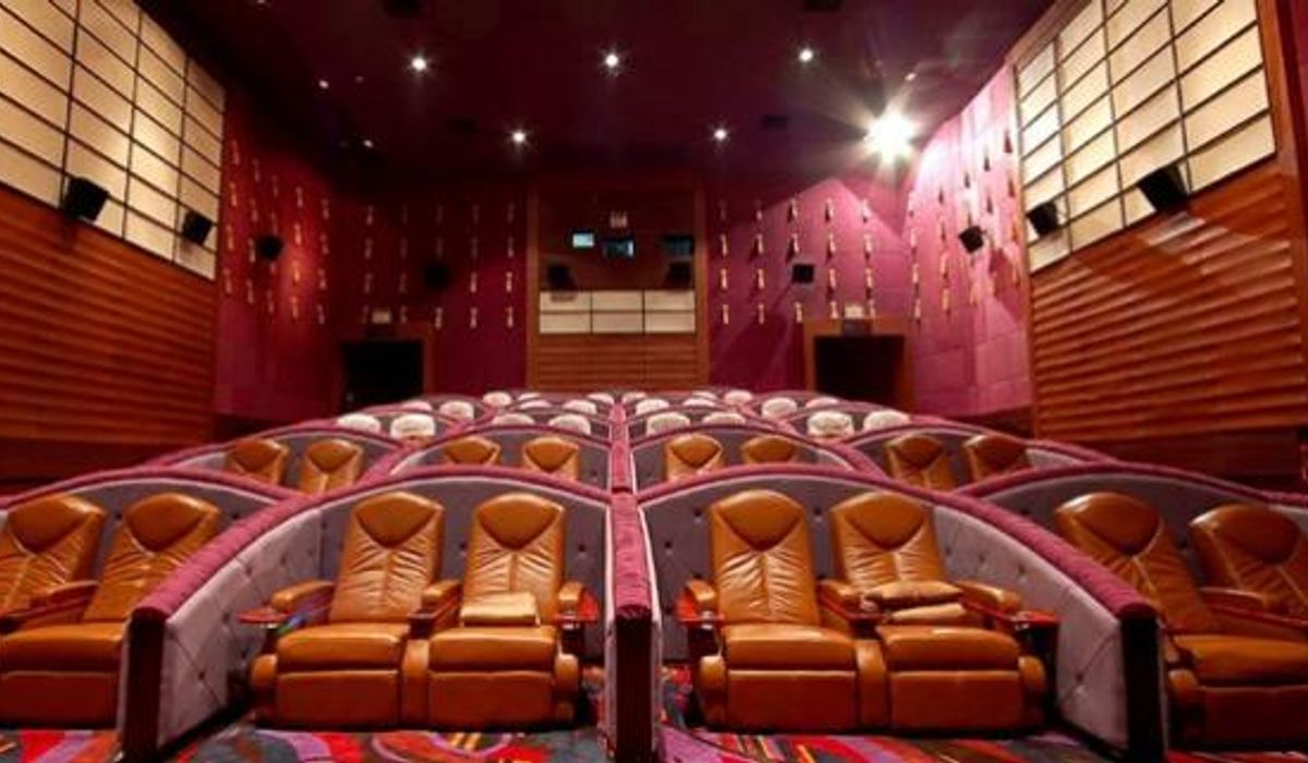 Bangkoks best VIP Cinemas BSC Diamond Screens at Esplanade Cineplex in Bangkok. Courtesy of Esplanade Cineplex