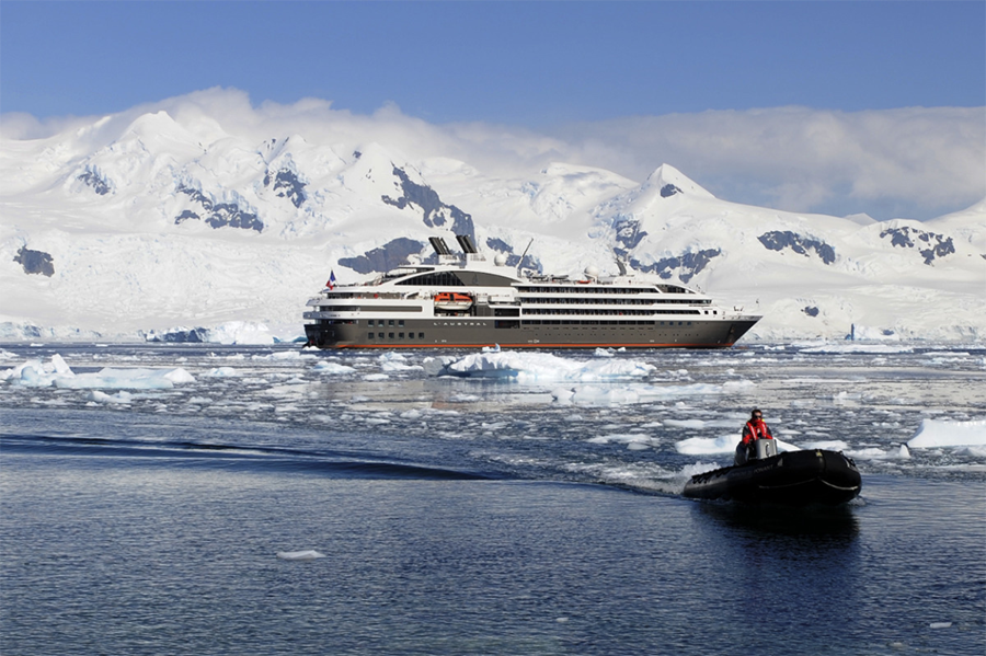 PONANT Luxury Cruises Antarctica Cruise ©Studio PONANT Nathalie Michel
