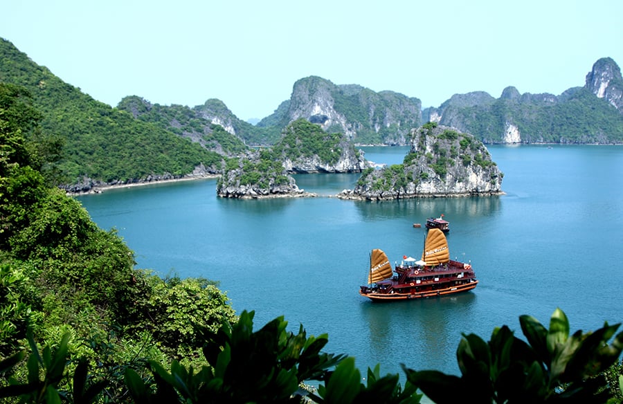 Halong bay, vietnam, an Asian Destination Halong bay, vietnam, an Asian Destination