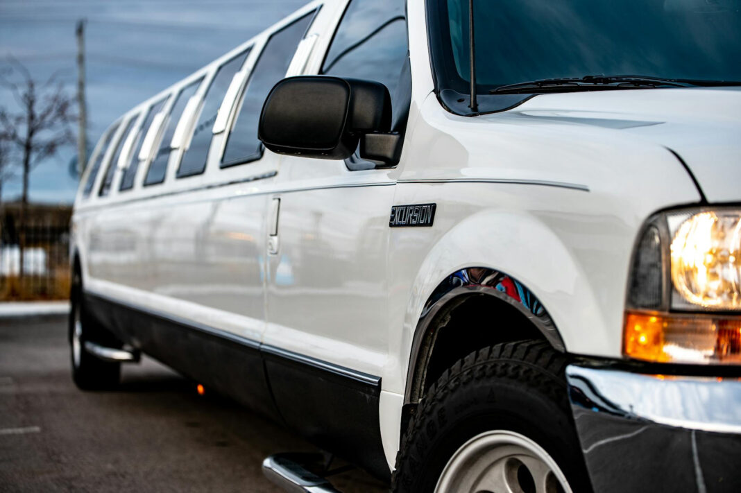Limo for wedding. Photo via pexels by Brett Sayles-3821424