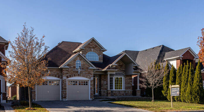 The Best Guide to Selling Your House in Record Time selling your house. Photo by Dillon Kydd via unsplas