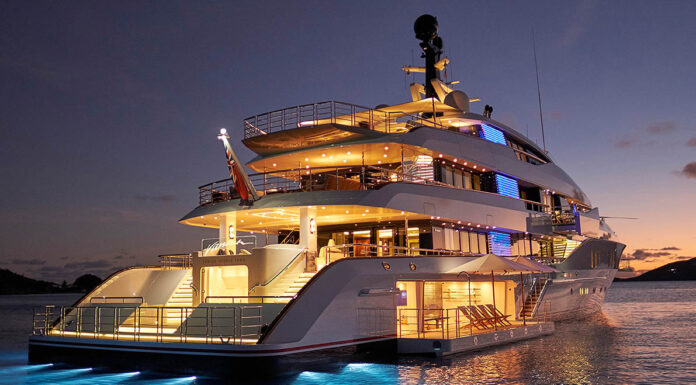 The Most Extraordinary Superyachts Vanish 49