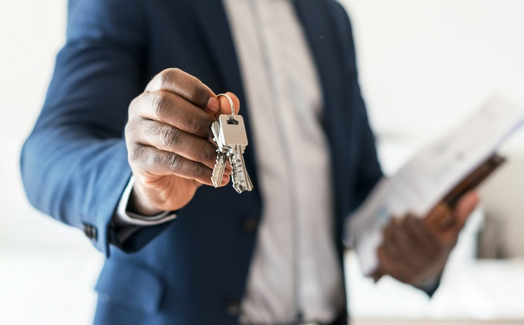 Real Estate Brokerage. Photo by Curated Lifestyle via unsplash