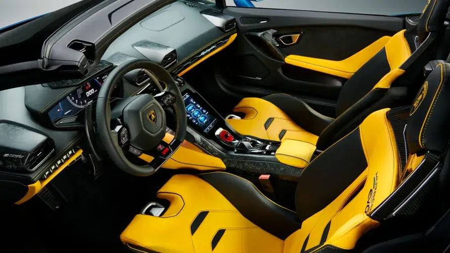Lamborghini Huracán EVO RWD Spyder interior New Ultra-Light Huracan Evo RWD Spyder
