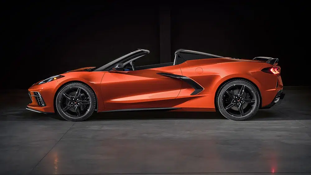 2020-Chevrolet-Corvette-Stingray-C8-Convertible-side-view