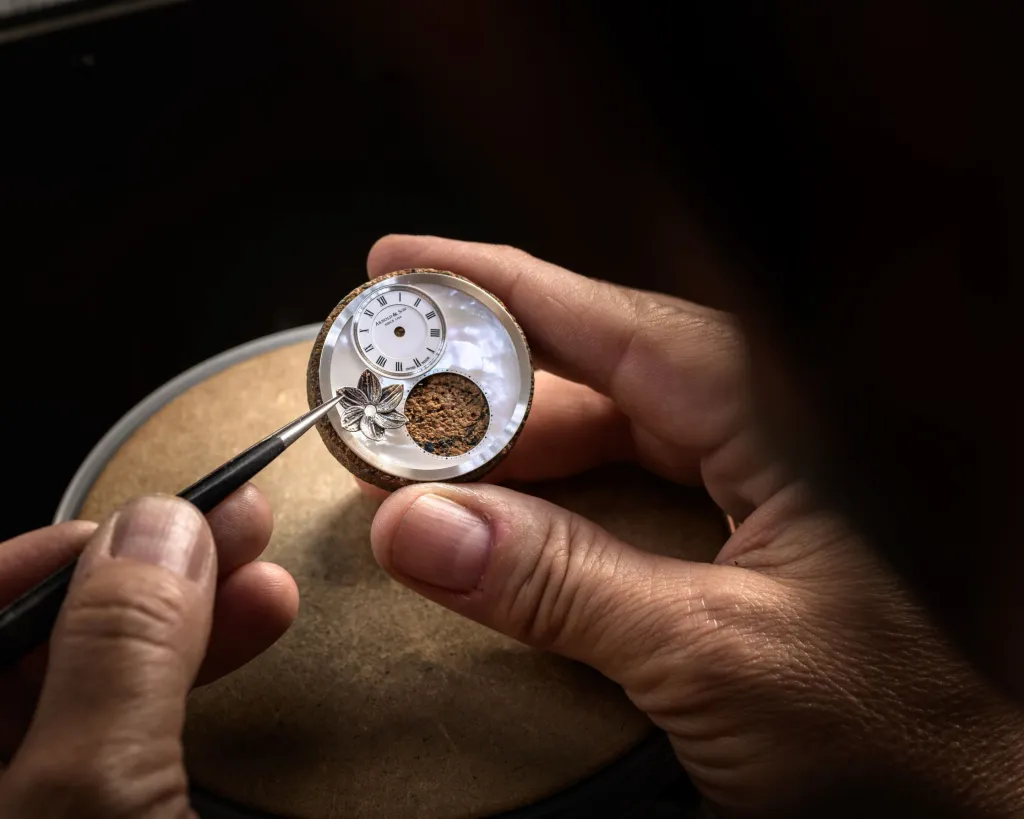 Arnold & Son Ultrathin Tourbillon Koi Arnold & Son Ultrathin Tourbillon Koi