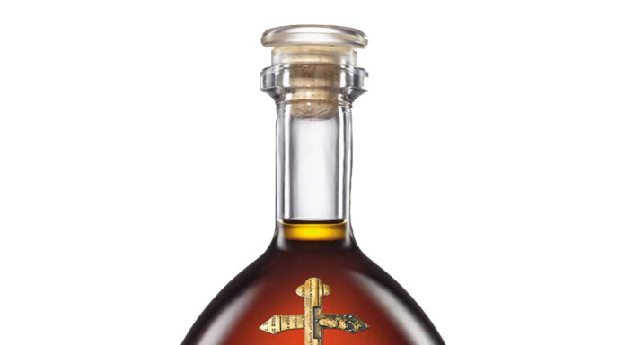 Get To Know The Luxurious D’USSÉ Cognac Brand D'USSÉ Cognac VSOP