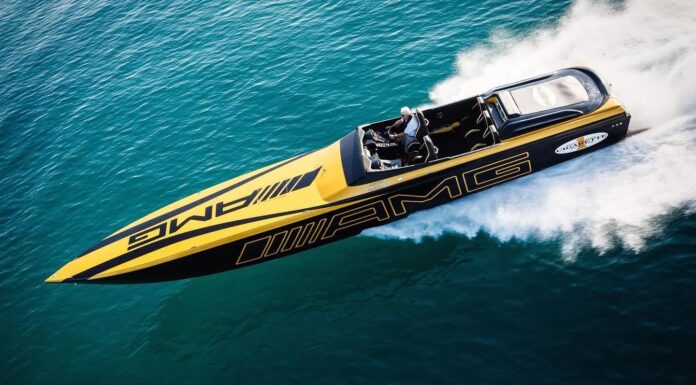 The 10 Best Speedboats for 2020 Mercedes-AMG Cigarette Racing Boat