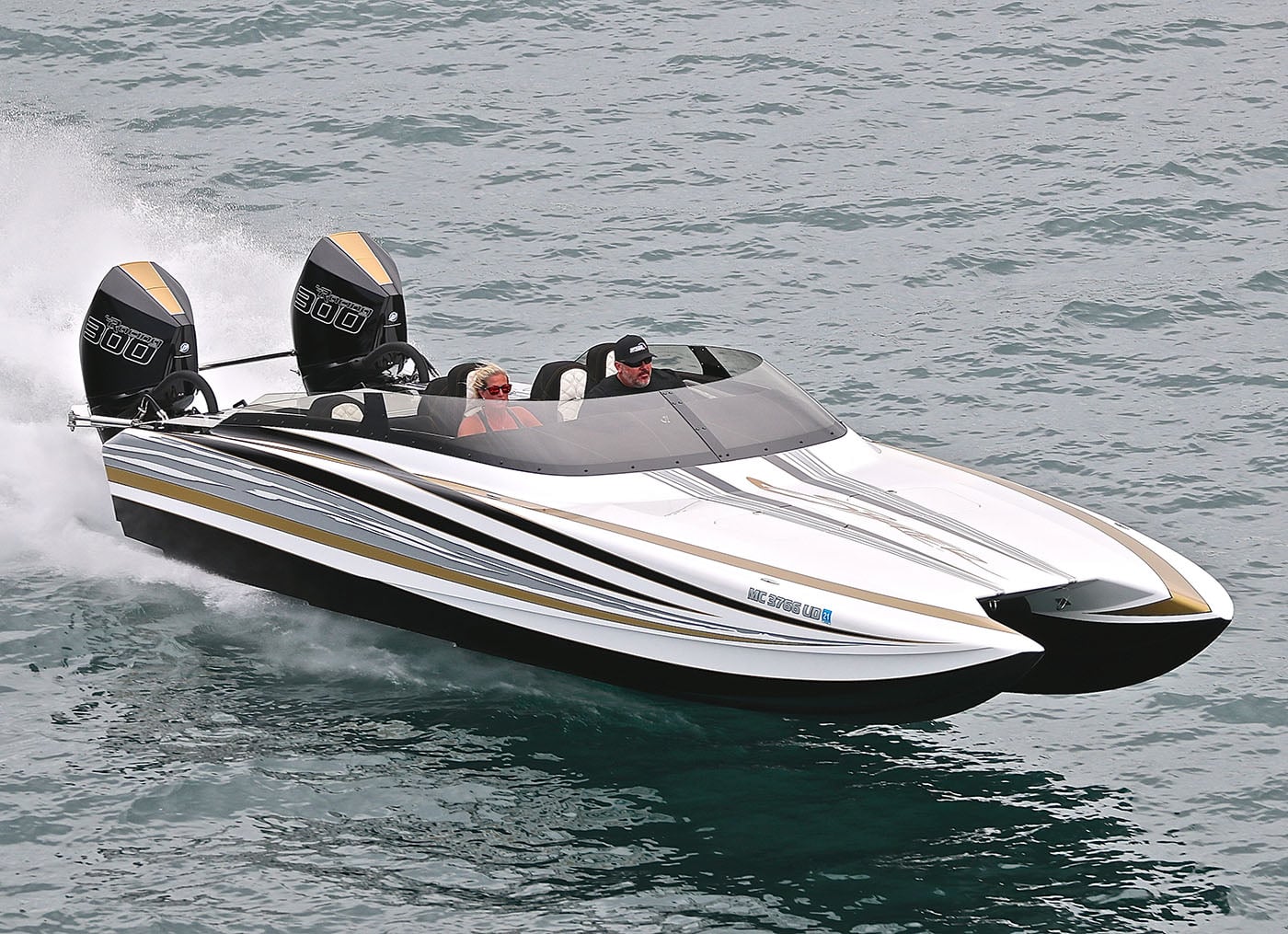 Skater 28 Flat Deck speedboat Mercury Racing 300R-Powered Skater 28