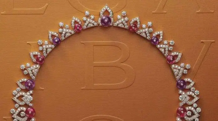 Bvlgari Unveils its Stunning Barocko High Jewelry Collection Bulgari Barocko colorwonder necklace. @ Bulgari
