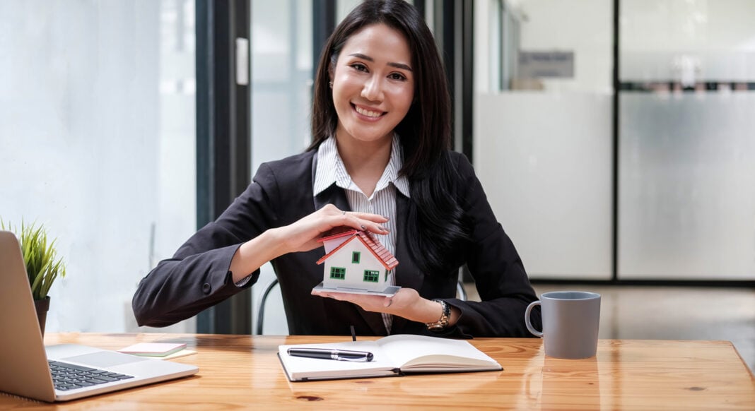 nice real estate agent focused on obtaining a home for you