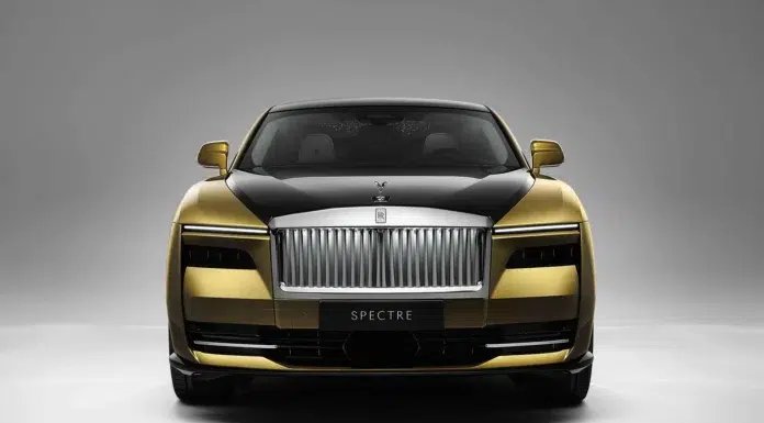 Rolls-Royce takes a dip into the World of EVs with its Spectre Rolls-Royce Spectre EV First Drive