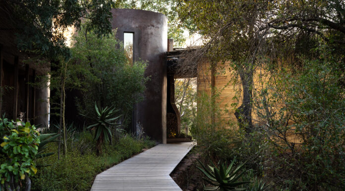 Singita Lebombo – Masterfully Chic, yet Intrinsically Wild Singita Lebombo Lodge_Entrance_Ross Couper