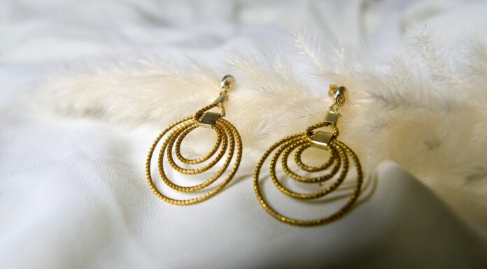 Setting Sustainable Standards; Luxury Jewelry Brands and Sustainability Annette Welander jewels