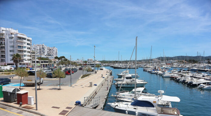 Hire a Boat in Ibiza and Find Your Maritime Itinerary in the Mediterranean Boat in Ibiza in the Mediterraean