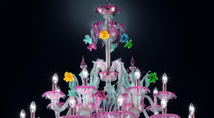 5 Luxury Italian Furniture Brands You Need To Know Foscarini ca rezzonico chandelier in murano blown glass