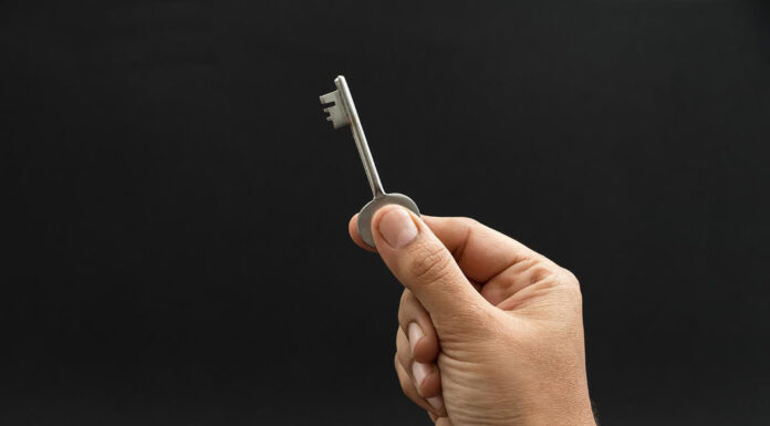 Top Ways To Protect Your Rights As A Tenant The Key to your rental property as a tenant