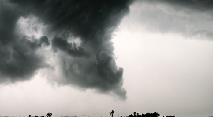 4 Tips To Prevent Serious Property Damage In Case Of A Tornado Tornado