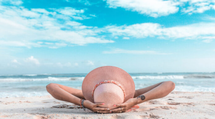 Make Your Next Vacation More Luxurious Than Ever – Here’s How To Do It luxurious vacation on the beach