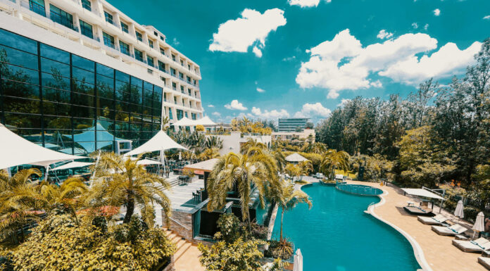 How To Find The Top Hotel Near You HOW TO FIND THE TOP HOTEL NEAR YOU