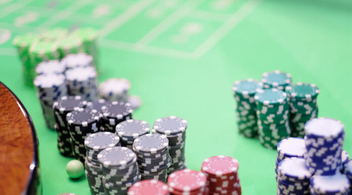 How to Choose the Very Best Live Dealer Casino Live dealer casino