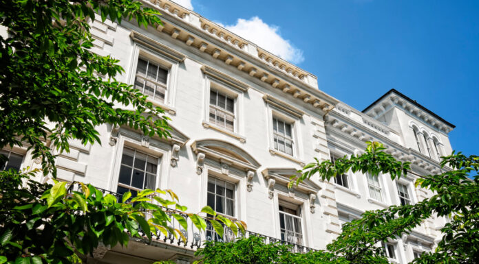 Damon Becnel Shares 5 Reasons People Are Choosing Luxury Condos Over Houses luxury condos