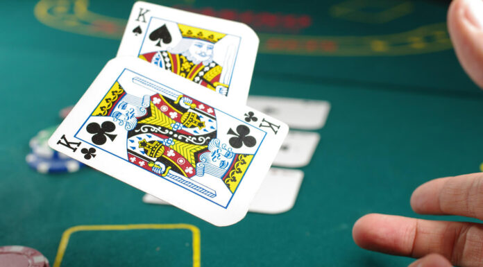 Steps to Becoming a Successful Online Casino Player Casino game player