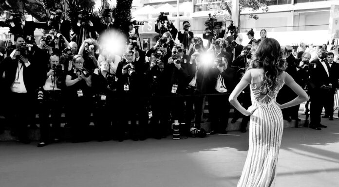 Gorgeous Fashion Trends Made Popular by Celebrities Celebrities fashion trends