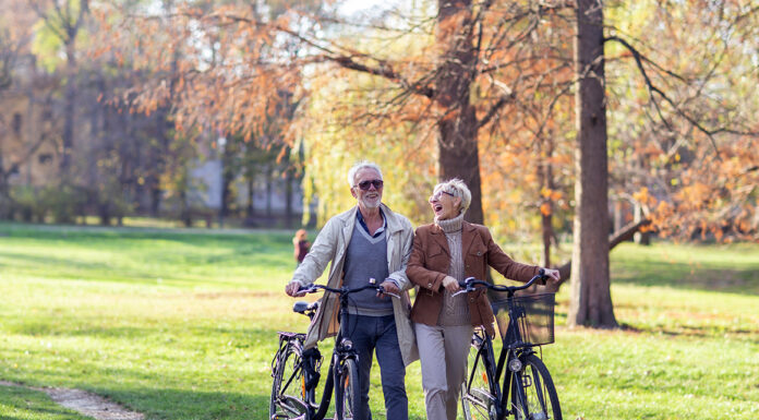 Retirement Activities That Keep Seniors Young at Heart Retirement Activities That Keep Seniors Young at Heart