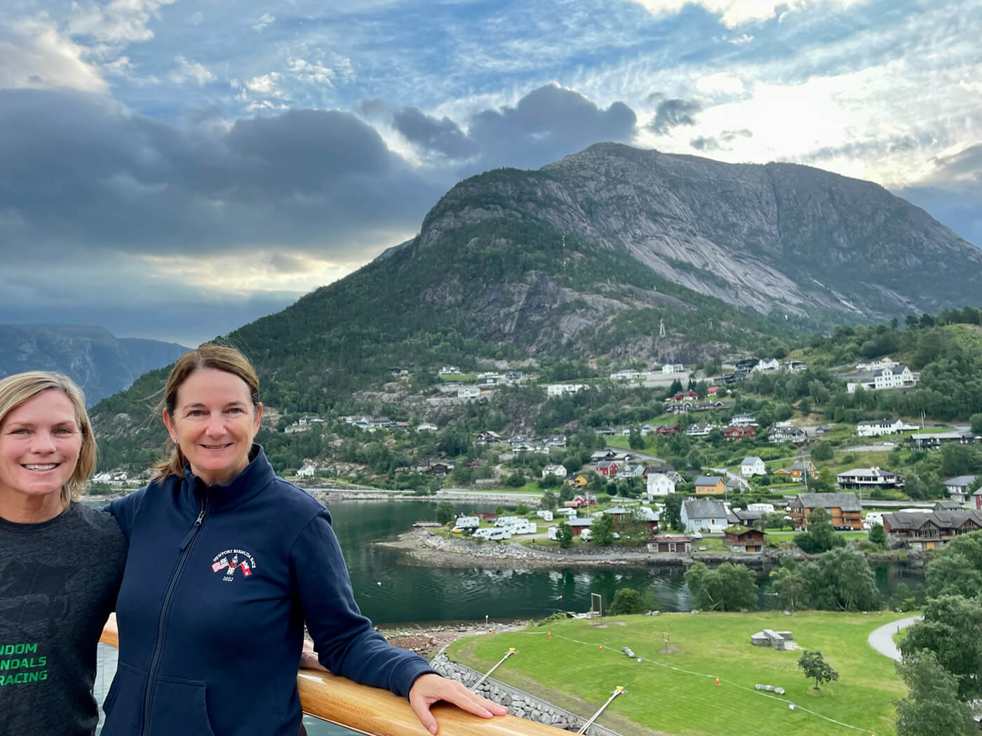 Molly and Priscilla in Eidfjord, Norway landscape Molly and Priscilla in Eidfjord, Norway landscape