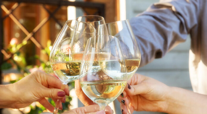 6 Popular Flavor Profiles For White Wine White Wines