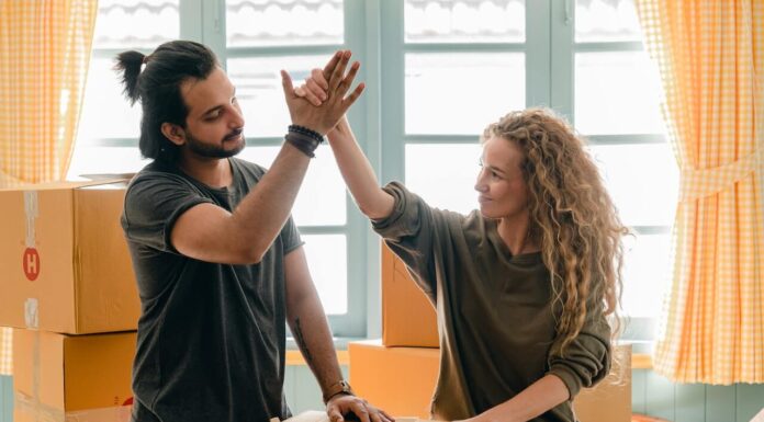 How to Pack For a Move packing to move