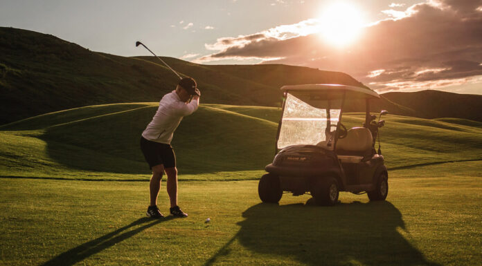 Easy Way to Find a Good Golf Cart Golf cart on the green