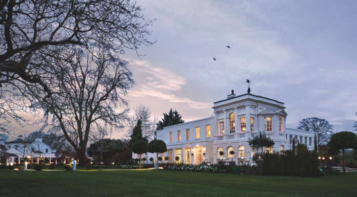 Monkey Island Estate Monkey Bar Estate outside photo